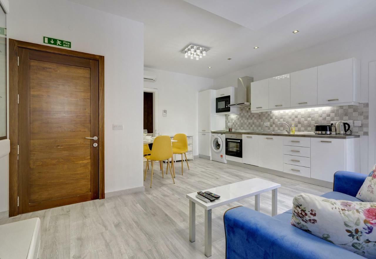 Splendid Apartment, Steps Away From The Sea スリーマ エクステリア 写真
