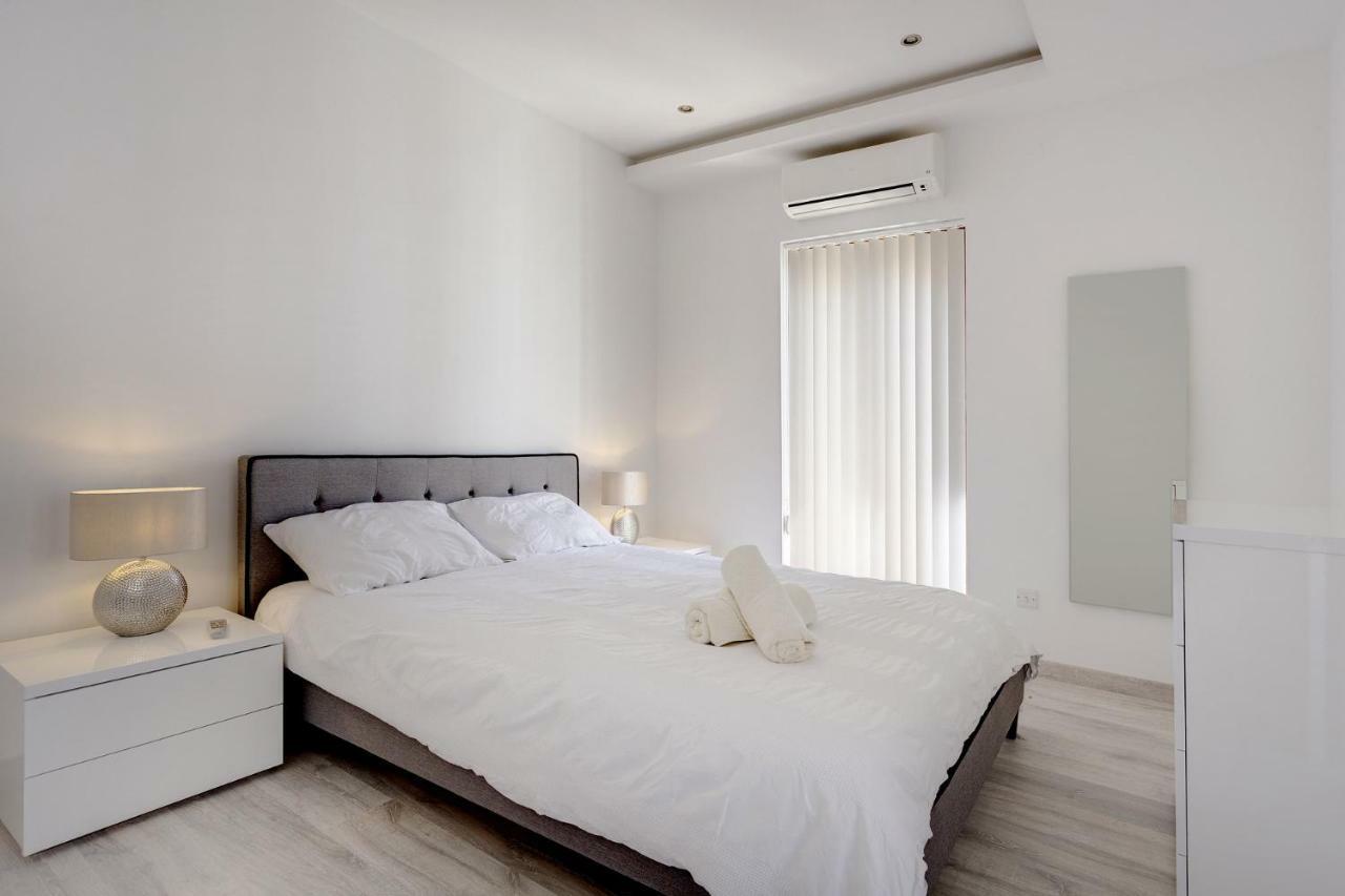Splendid Apartment, Steps Away From The Sea スリーマ エクステリア 写真